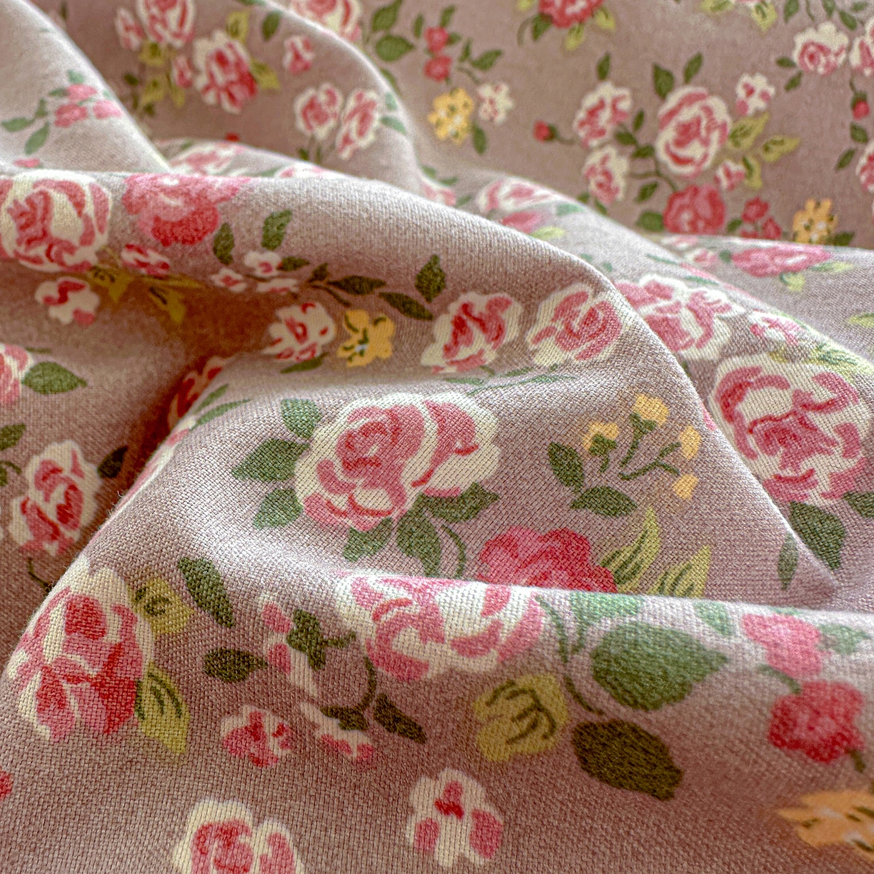 91家纺网 家纺一手货源 找家纺 家维家纺 2026新款(常年不断货）韩式双层花边复古棉感被子被芯 花园