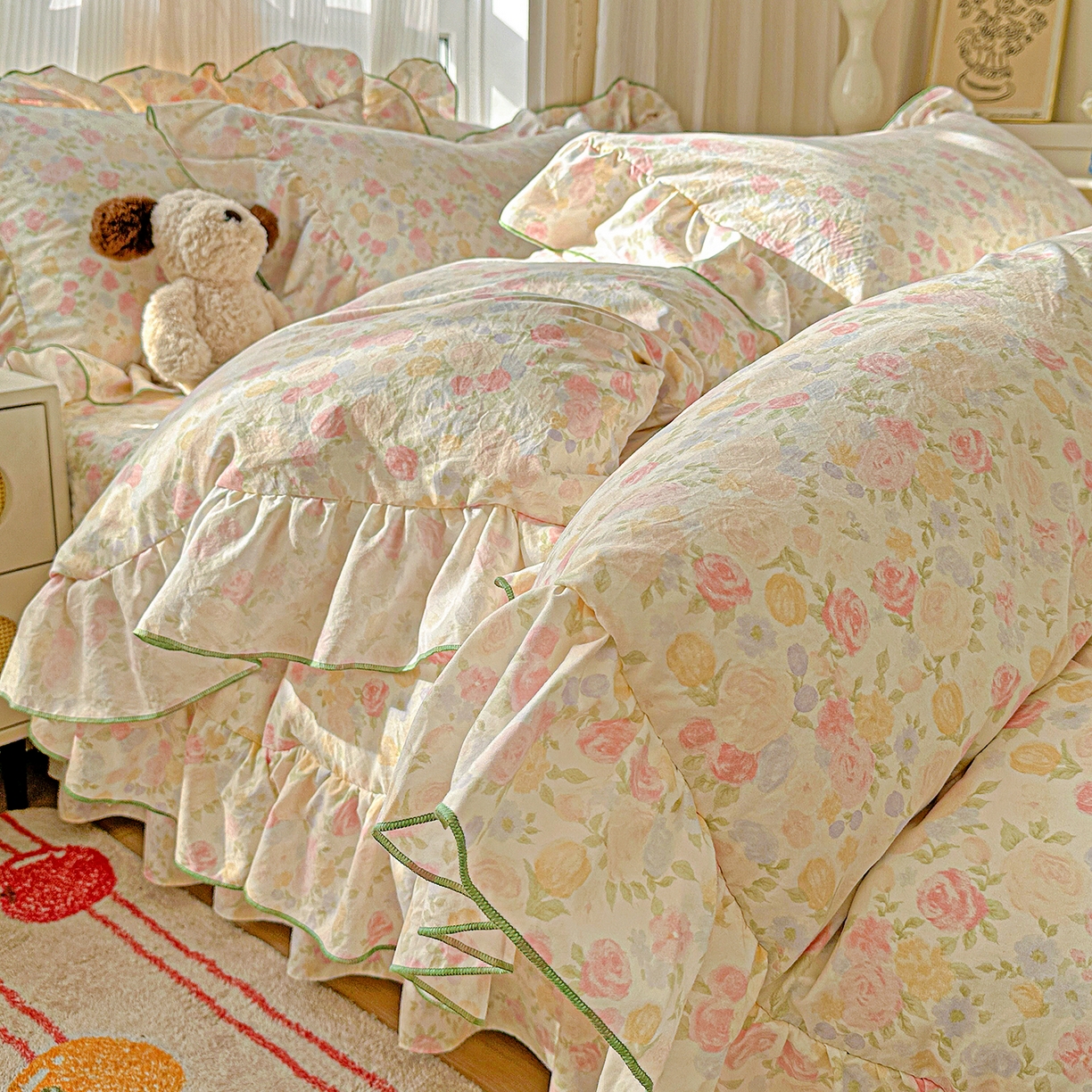 91家纺网 家纺一手货源 找家纺 家维家纺 2026新款(常年不断货）韩式双层花边复古棉感被子被芯 春日礼盒