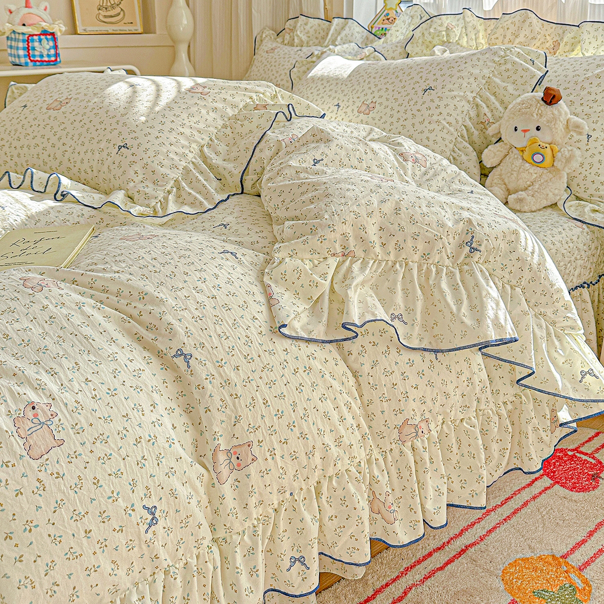 91家纺网 家纺一手货源 找家纺 家维家纺 2026新款(常年不断货）韩式双层花边复古棉感被子被芯 花柔犬