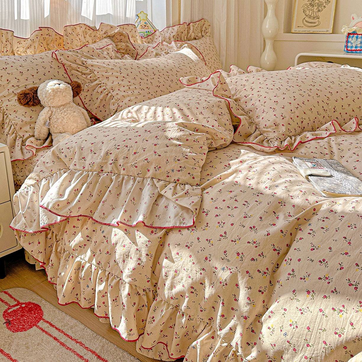 91家纺网 家纺一手货源 找家纺 家维家纺 2026新款(常年不断货）韩式双层花边复古棉感被子被芯 枝花间