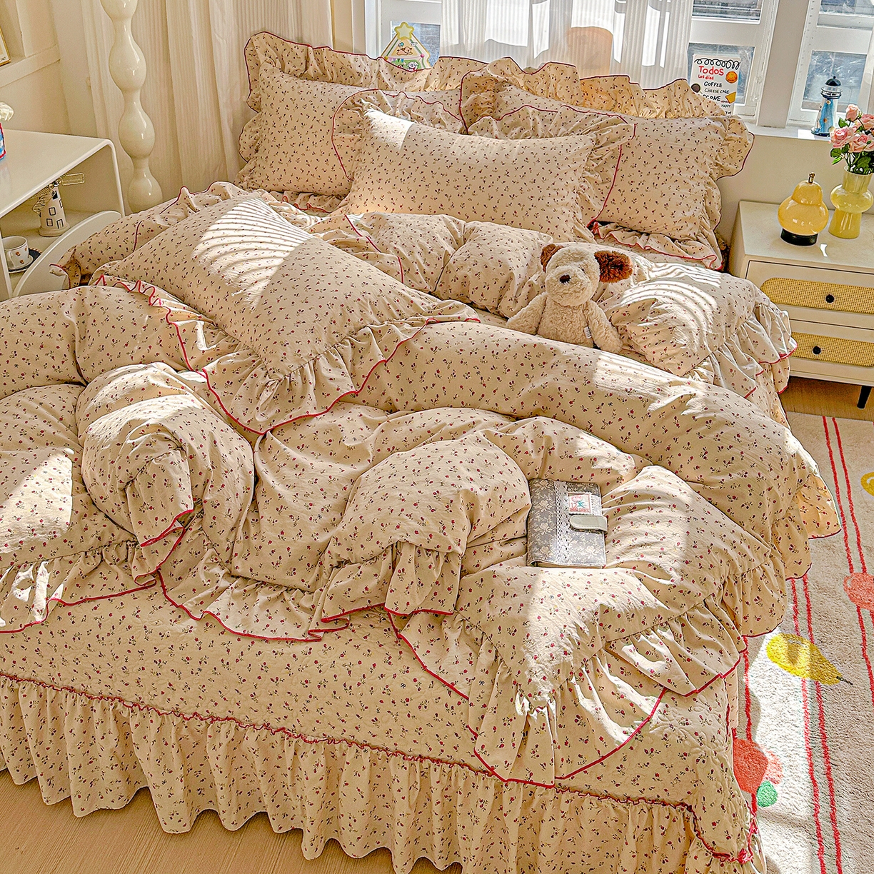 91家纺网 家纺一手货源 找家纺 家维家纺 2026新款(常年不断货）韩式双层花边复古棉感被子被芯 枝花间