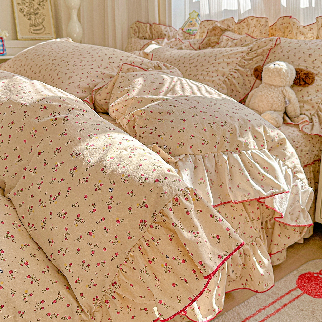 91家纺网 家纺一手货源 找家纺 家维家纺 2026新款(常年不断货）韩式双层花边复古棉感被子被芯 枝花间