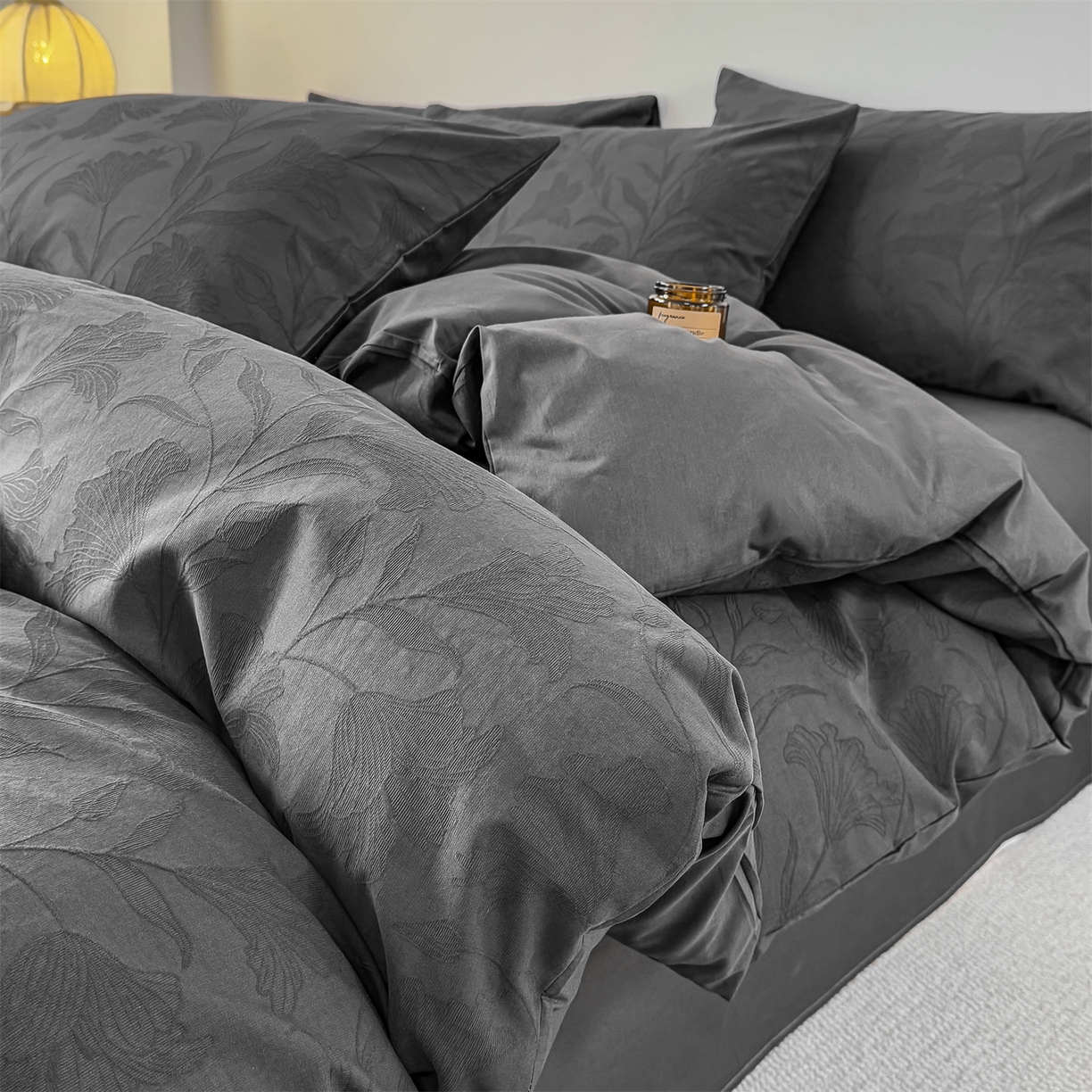 灰鲸 2026新款全棉纯棉厚织三层水洗色织提花四件套 芳菲-素墨