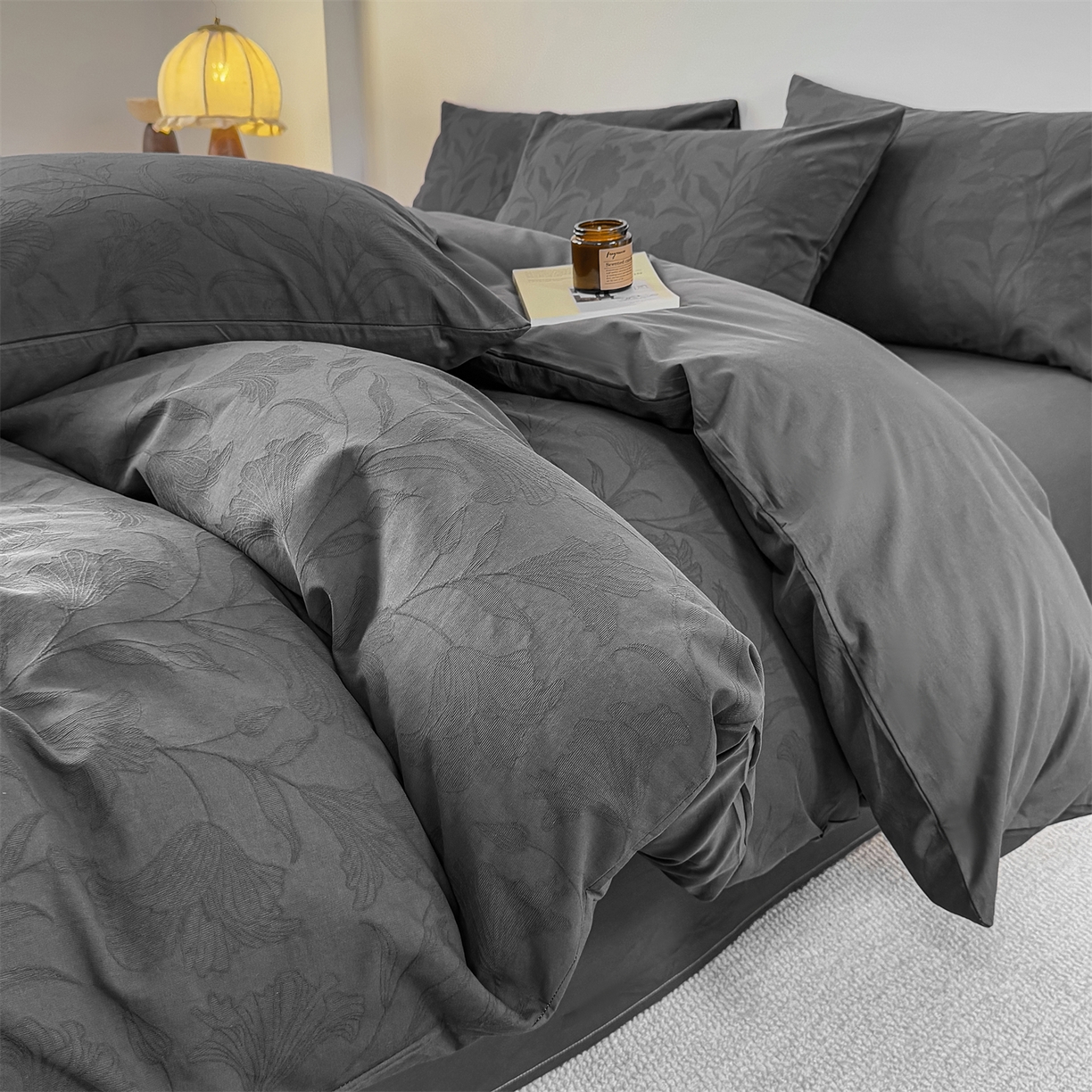 91家纺网 家纺一手货源 找家纺 灰鲸 2026新款全棉纯棉厚织三层水洗色织提花四件套 芳菲-素墨