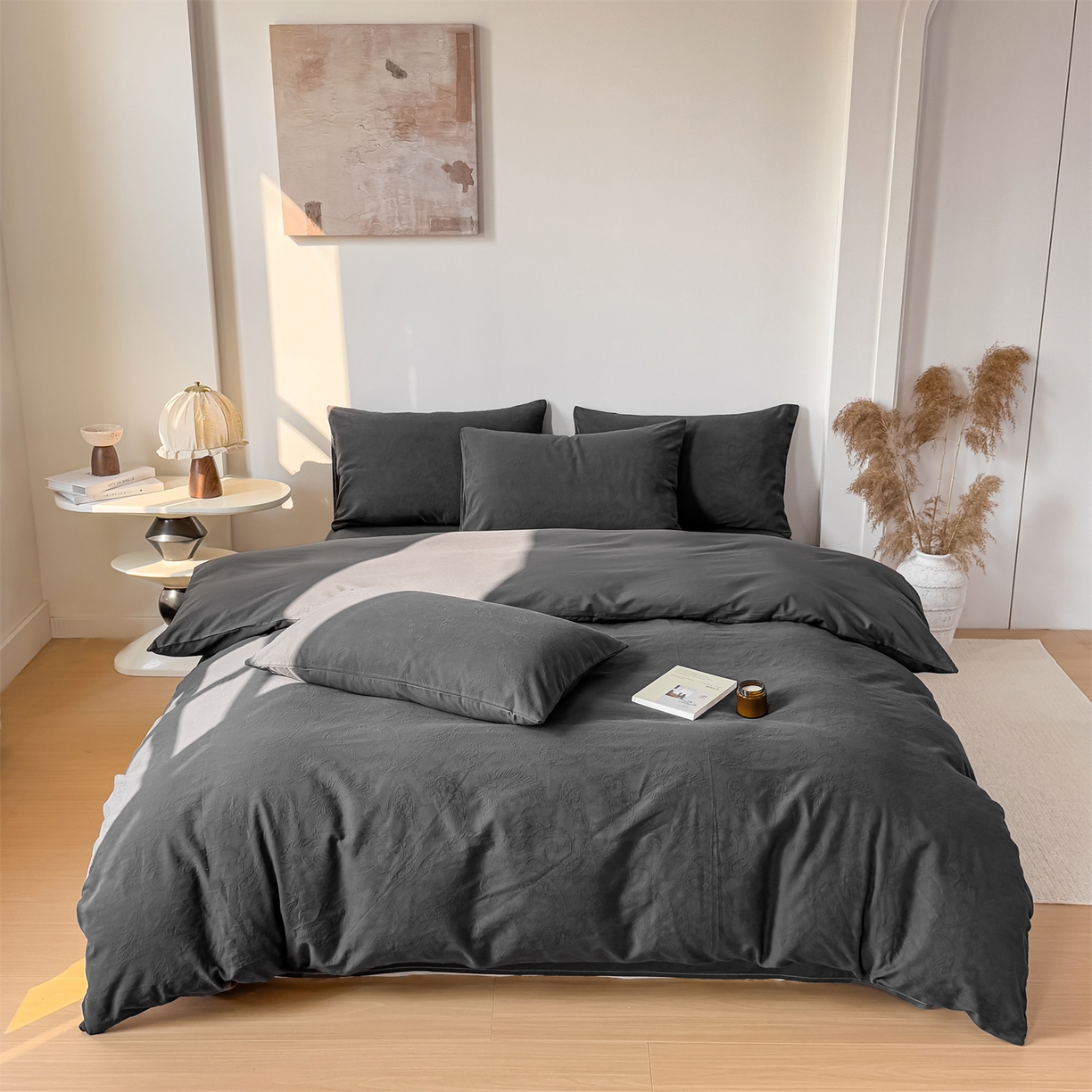 91家纺网 家纺一手货源 找家纺 灰鲸 2026新款全棉纯棉厚织三层水洗色织提花四件套 罗格西亚-素墨