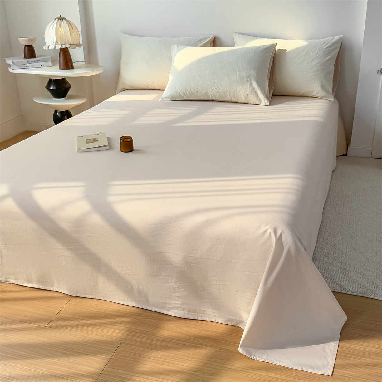 91家纺网 家纺一手货源 找家纺 灰鲸 2026新款全棉纯棉厚织三层水洗色织提花四件套 罗格西亚-杏仁奶霜