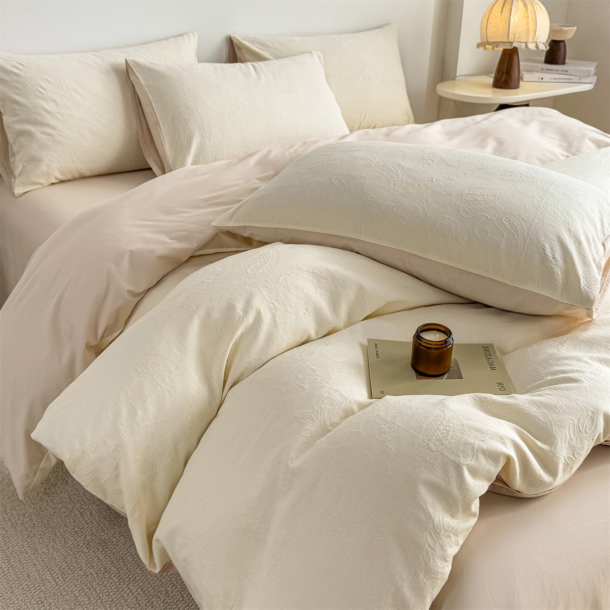 91家纺网 家纺一手货源 找家纺 灰鲸 2026新款全棉纯棉厚织三层水洗色织提花四件套 罗格西亚-杏仁奶霜