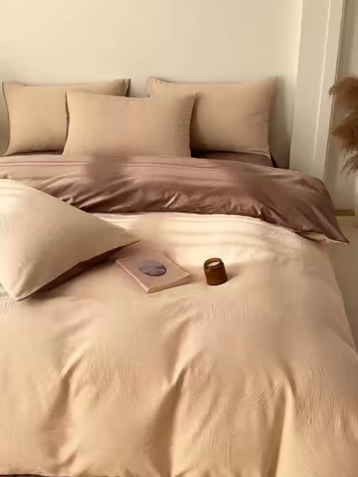 91家纺网 家纺一手货源 找家纺 灰鲸 2026新款全棉纯棉厚织三层水洗色织提花四件套 柔丝漫语-可可奶咖