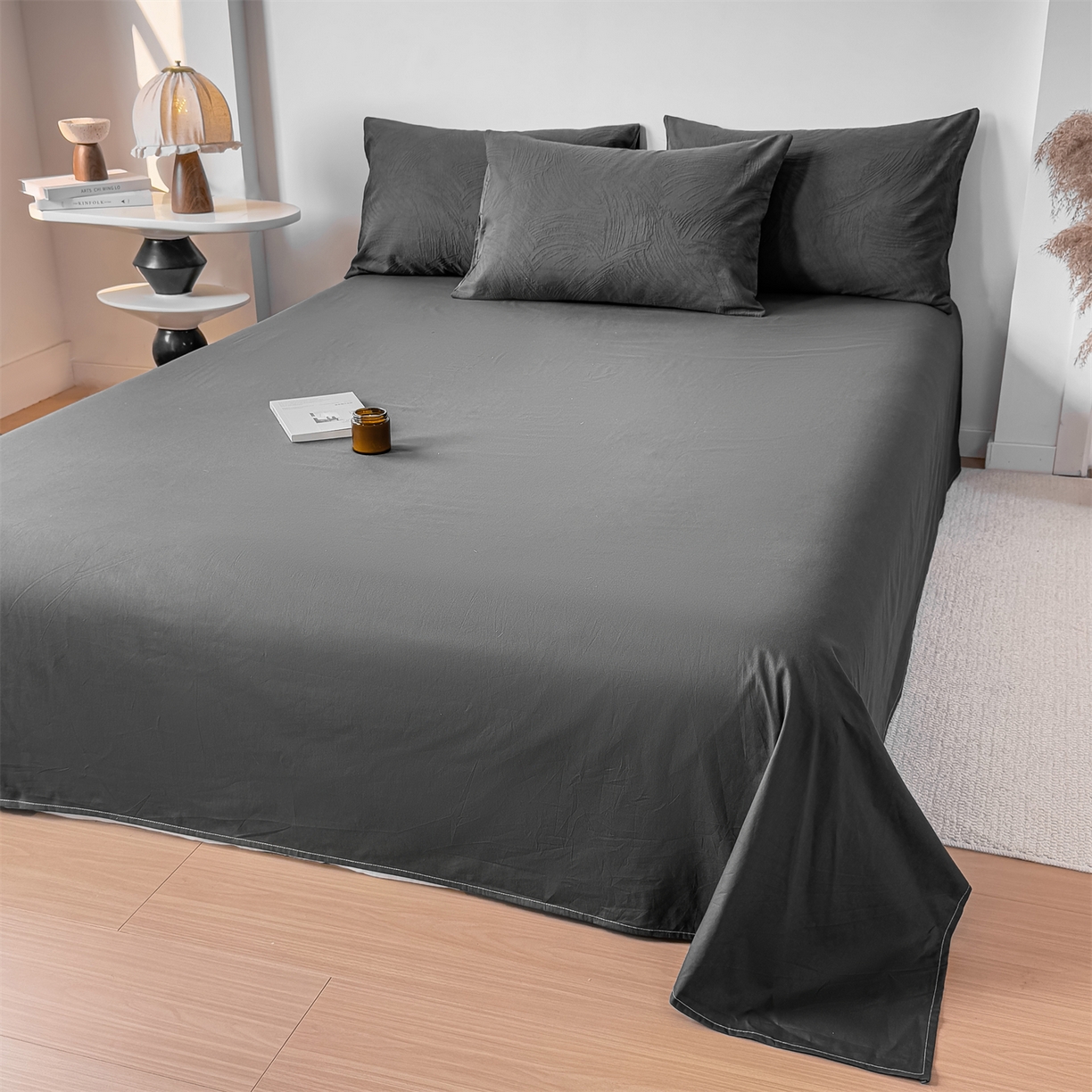 91家纺网 家纺一手货源 找家纺 灰鲸 2026新款全棉纯棉厚织三层水洗色织提花四件套 柔丝漫语-素墨