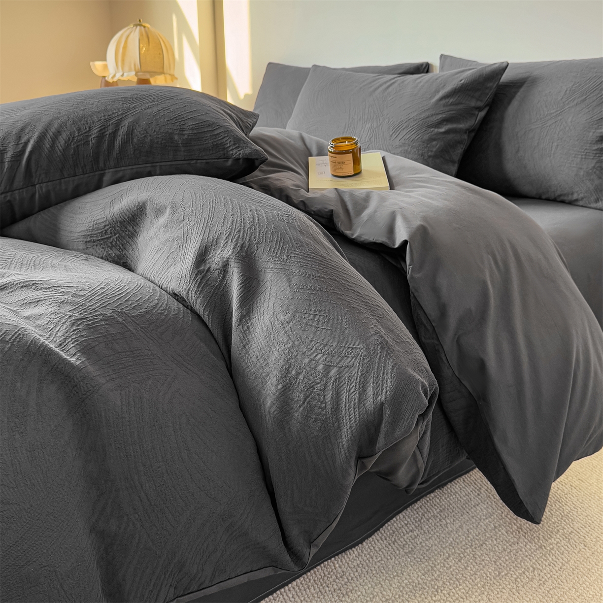 91家纺网 家纺一手货源 找家纺 灰鲸 2026新款全棉纯棉厚织三层水洗色织提花四件套 柔丝漫语-素墨