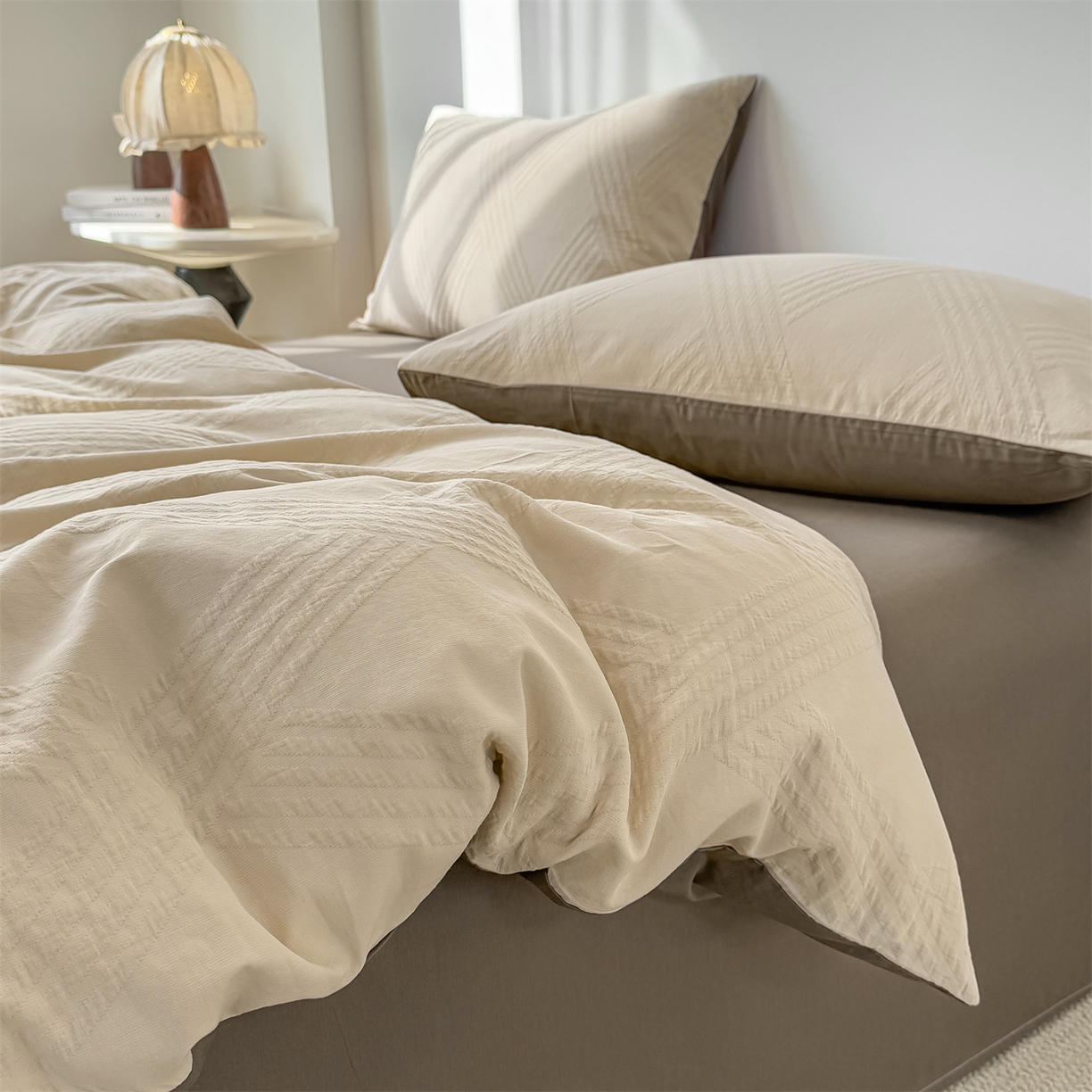 91家纺网 家纺一手货源 找家纺 灰鲸 2026新款全棉纯棉厚织三层水洗色织提花四件套 维希-可可奶咖