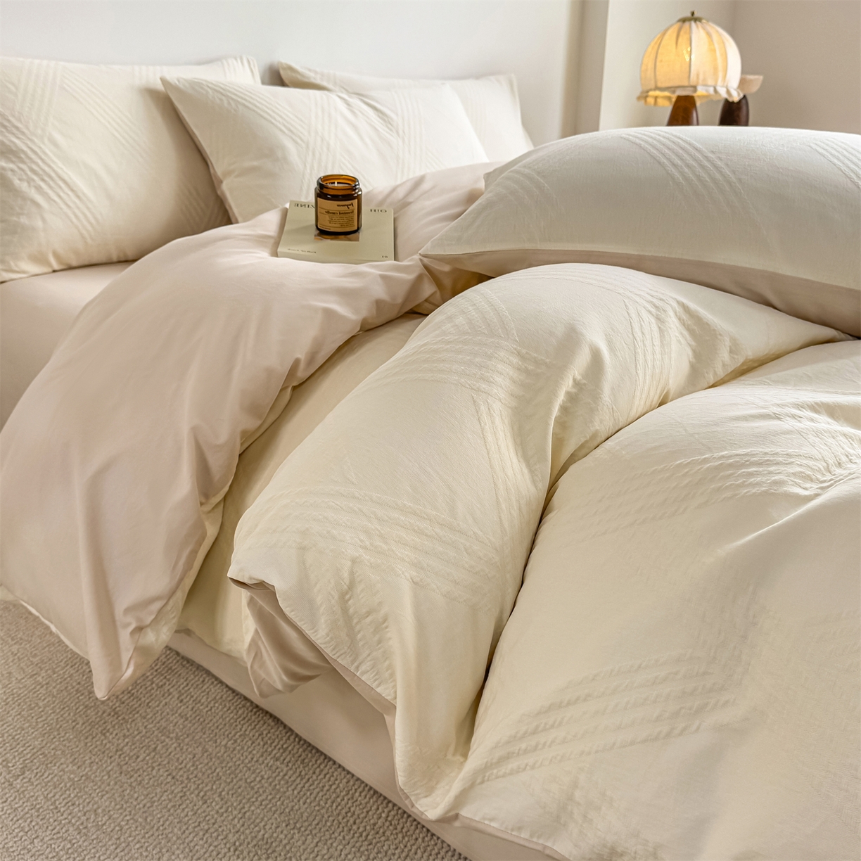 91家纺网 家纺一手货源 找家纺 灰鲸 2026新款全棉纯棉厚织三层水洗色织提花四件套 维希-杏仁奶霜