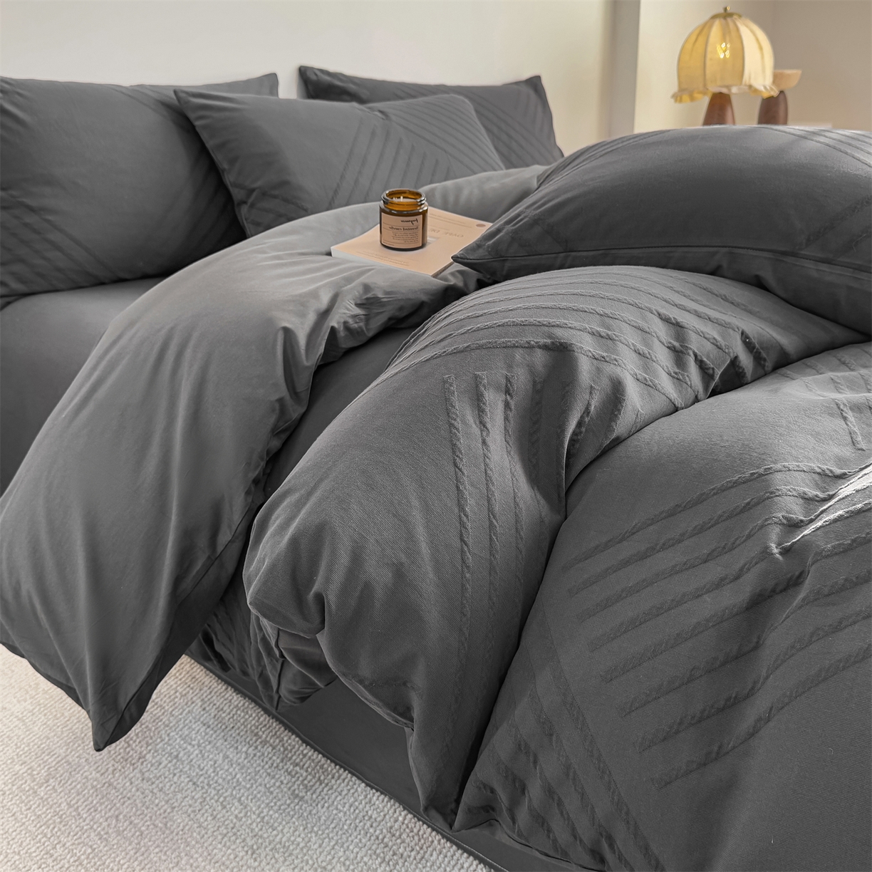 91家纺网 家纺一手货源 找家纺 灰鲸 2026新款全棉纯棉厚织三层水洗色织提花四件套 云汐-素墨