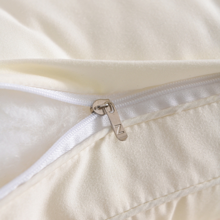 91家纺网 家纺一手货源 找家纺 怡薇格枕芯 2026新款刺绣锦鲤分区护颈枕头枕芯 锦鲤分区护颈枕-白色