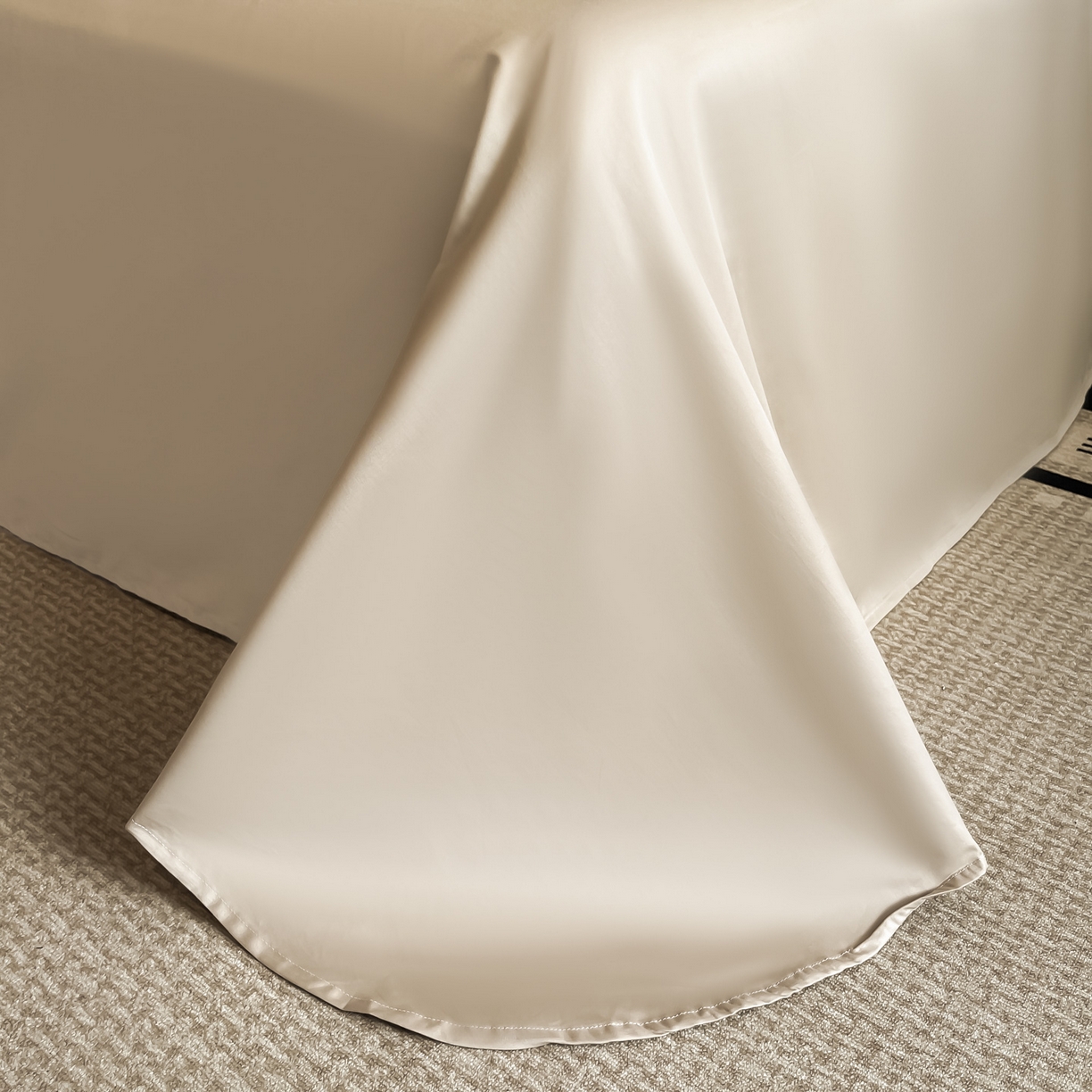 91家纺网 家纺一手货源 找家纺 博纳家纺 2026新款亲肤棉高精密色织提花四件套-海棠（控价劵后198 严格按控价来） 海棠-香槟