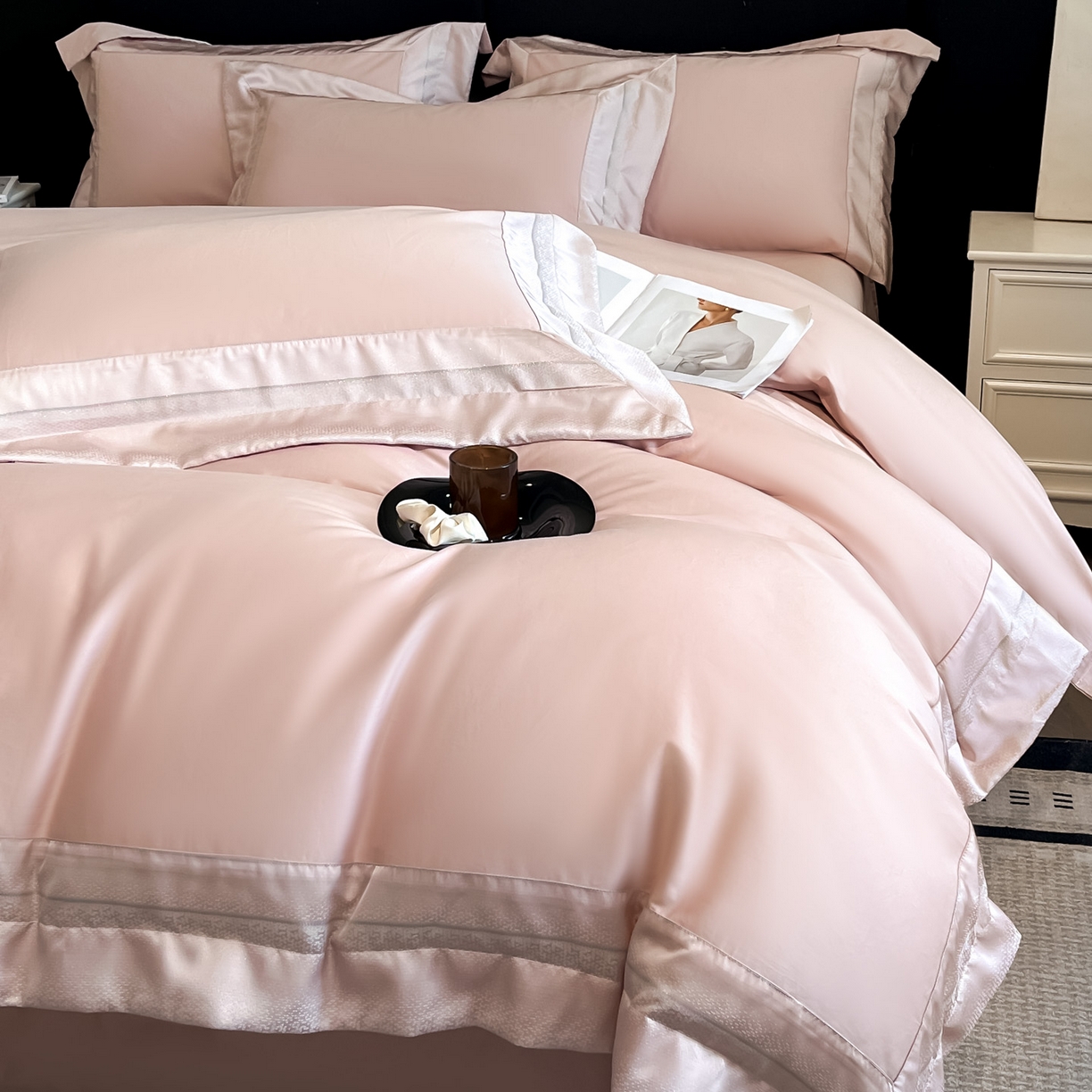 91家纺网 家纺一手货源 找家纺 博纳家纺 2026新款亲肤棉高精密色织提花四件套-海棠（控价劵后198 严格按控价来） 海棠-粉玉