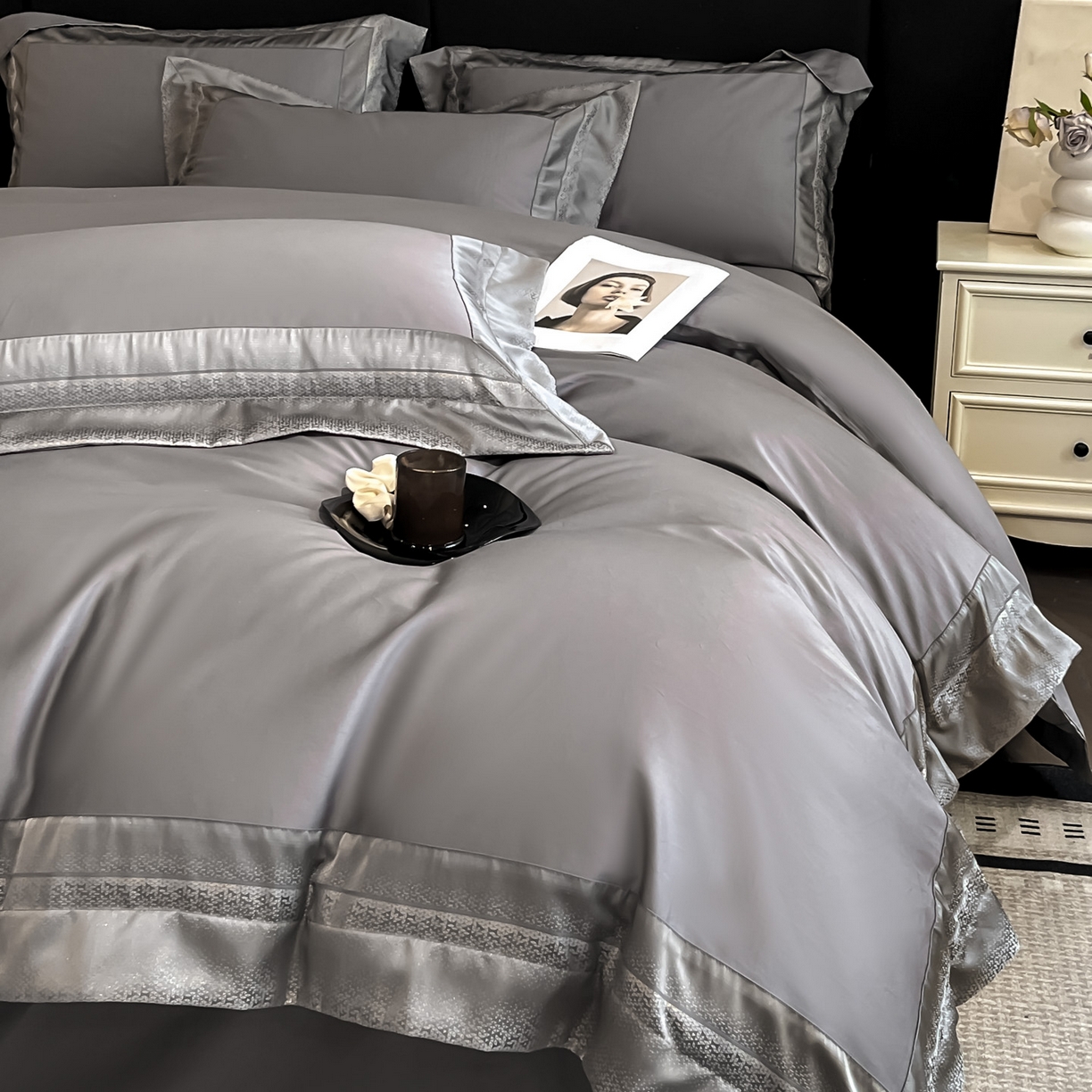 91家纺网 家纺一手货源 找家纺 博纳家纺 2026新款亲肤棉高精密色织提花四件套-海棠（控价劵后198 严格按控价来） 海棠-绅士灰