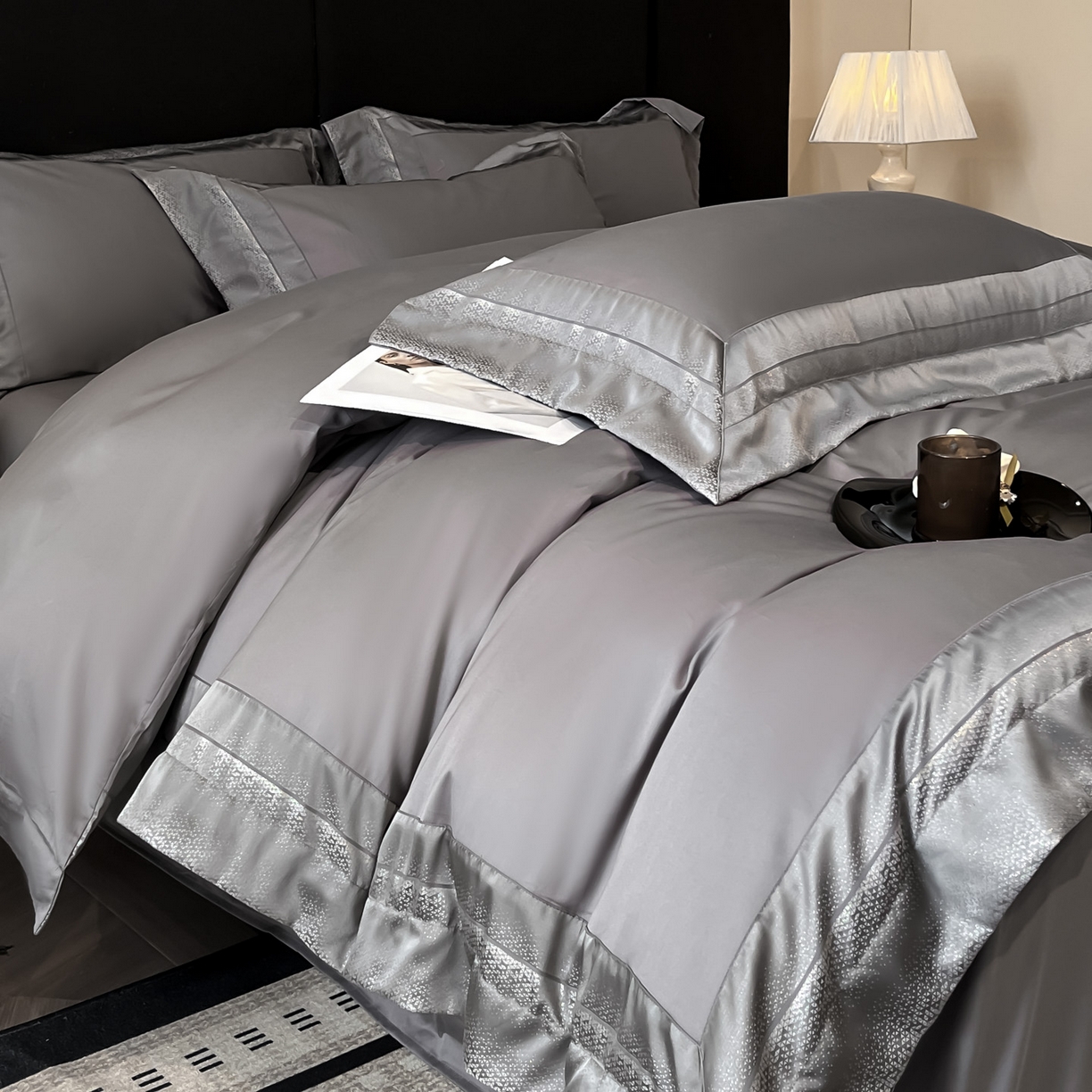 91家纺网 家纺一手货源 找家纺 博纳家纺 2026新款亲肤棉高精密色织提花四件套-海棠（控价劵后198 严格按控价来） 海棠-绅士灰