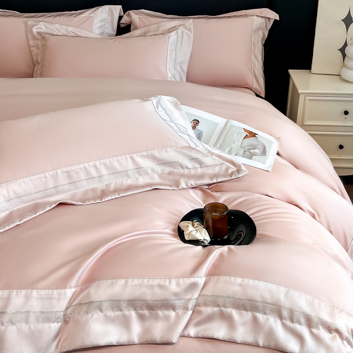 91家纺网 家纺一手货源 找家纺 博纳家纺 2026新款亲肤棉高精密色织提花四件套-海棠（控价劵后198 严格按控价来） 海棠-粉玉