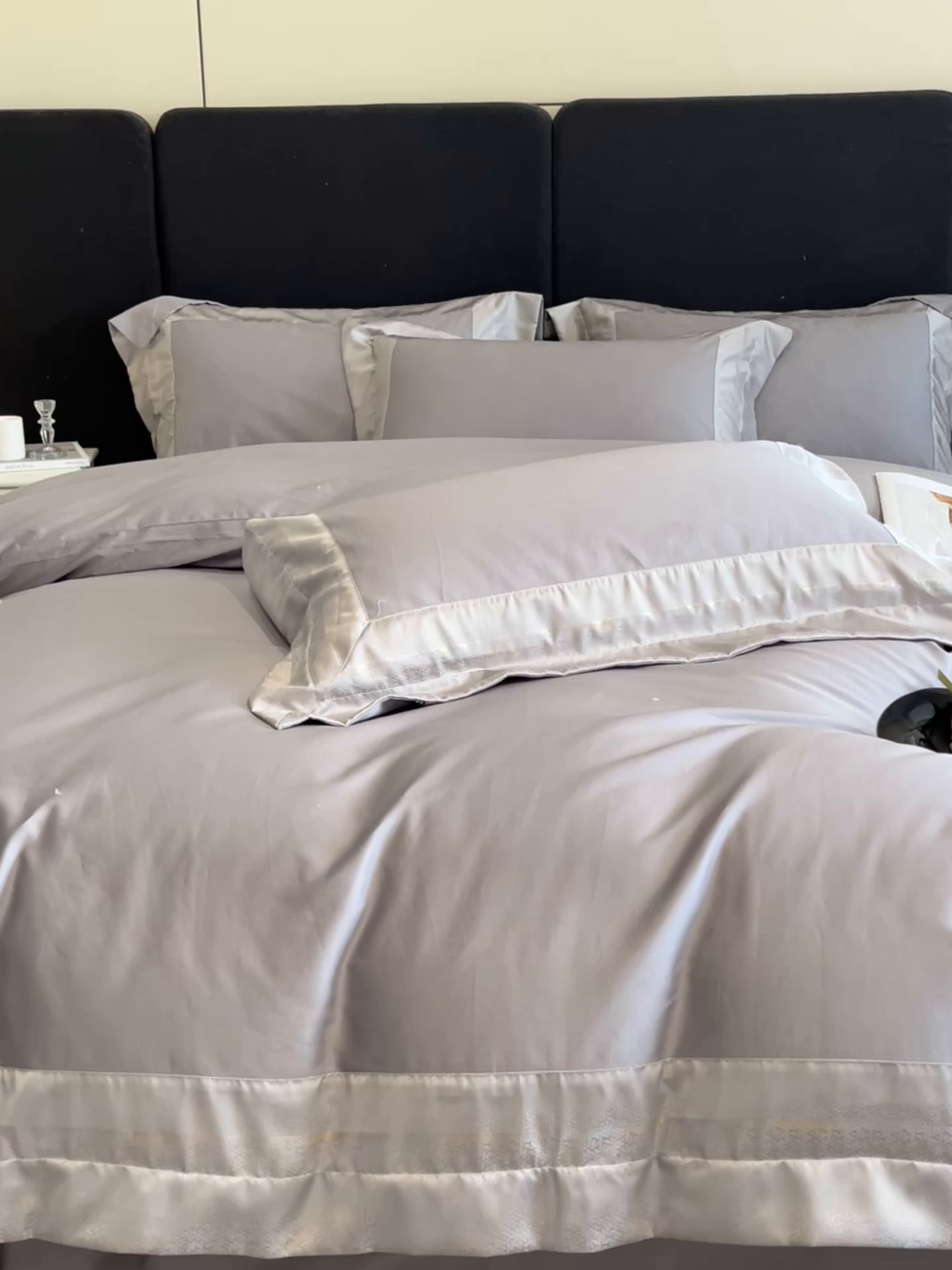 91家纺网 家纺一手货源 找家纺 博纳家纺 2026新款亲肤棉高精密色织提花四件套-海棠（控价劵后198 严格按控价来） 海棠-浅灰