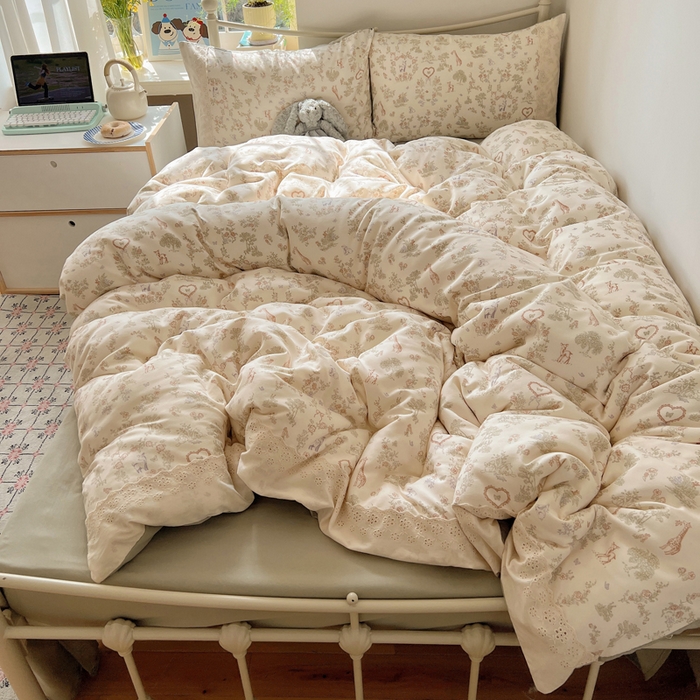 91家纺网 家纺一手货源 找家纺 慕澄家纺 2026新款双层纱针织棉蕾丝花边四件套 丛林小鹿