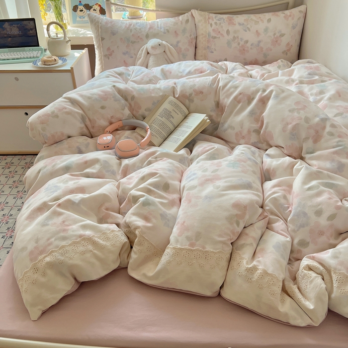 91家纺网 家纺一手货源 找家纺 慕澄家纺 2026新款双层纱针织棉蕾丝花边四件套 粉蓝油画