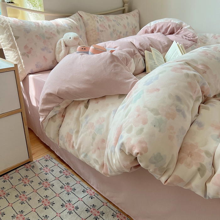 91家纺网 家纺一手货源 找家纺 慕澄家纺 2026新款双层纱针织棉蕾丝花边四件套 粉蓝油画