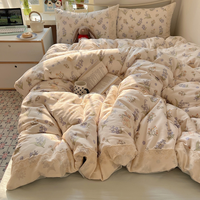 91家纺网 家纺一手货源 找家纺 慕澄家纺 2026新款双层纱针织棉蕾丝花边四件套 花环小兔