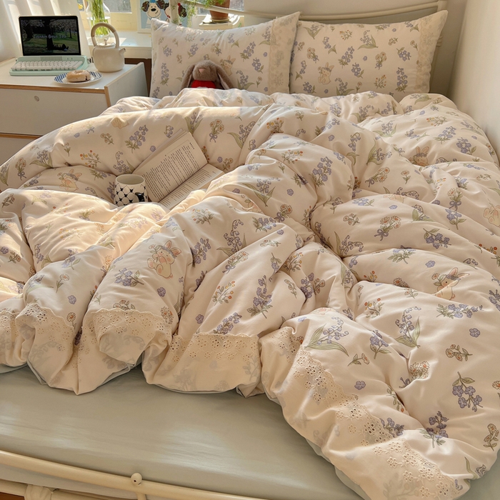 91家纺网 家纺一手货源 找家纺 慕澄家纺 2026新款双层纱针织棉蕾丝花边四件套 花环小兔