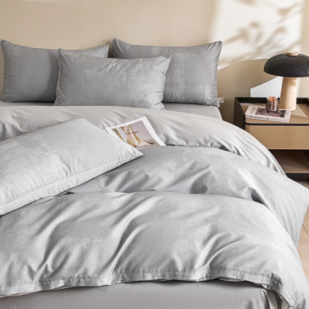 91家纺网 家纺一手货源 找家纺 新方向 【控价】2026年数码印花50s双股全棉纯棉贡缎长绒棉四件套-涂鸦日记 涂鸦日记-爵士灰