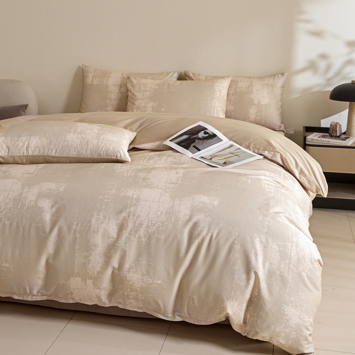 91家纺网 家纺一手货源 找家纺 新方向 【控价】2026年数码印花50s双股全棉纯棉贡缎长绒棉四件套-涂鸦日记 涂鸦日记-香槟