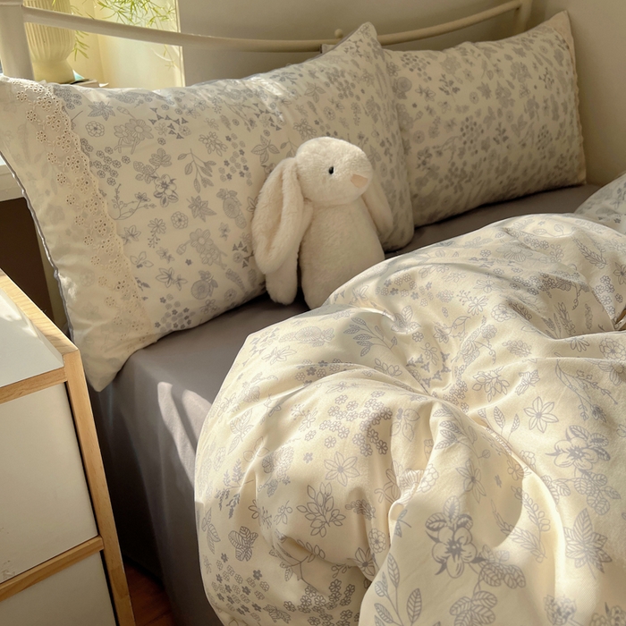 91家纺网 家纺一手货源 找家纺 慕澄家纺 2026新款双层纱针织棉蕾丝花边四件套 清新花香