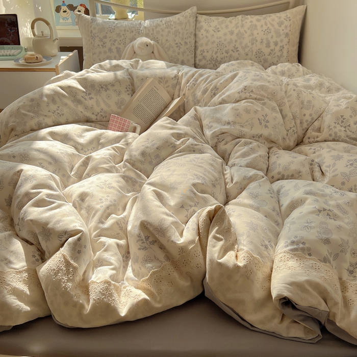 91家纺网 家纺一手货源 找家纺 慕澄家纺 2026新款双层纱针织棉蕾丝花边四件套 清新花香