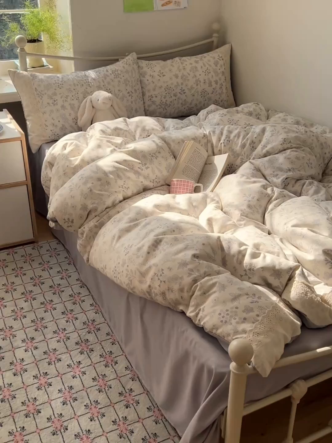 91家纺网 家纺一手货源 找家纺 慕澄家纺 2026新款双层纱针织棉蕾丝花边四件套 清新花香