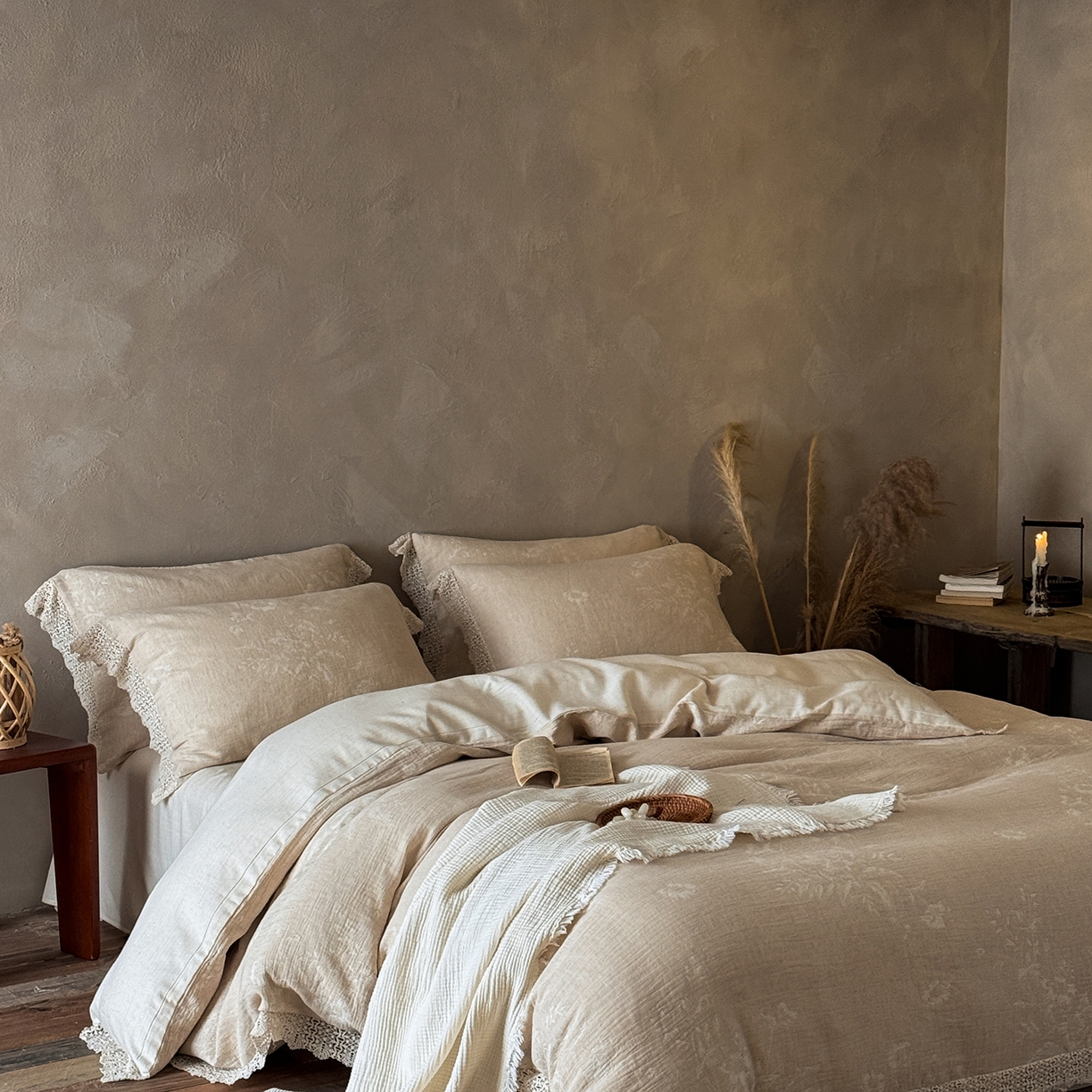 91家纺网 家纺一手货源 找家纺 （总）爱丽丝 2026新品色织提花棉麻四件套-木兮花边款