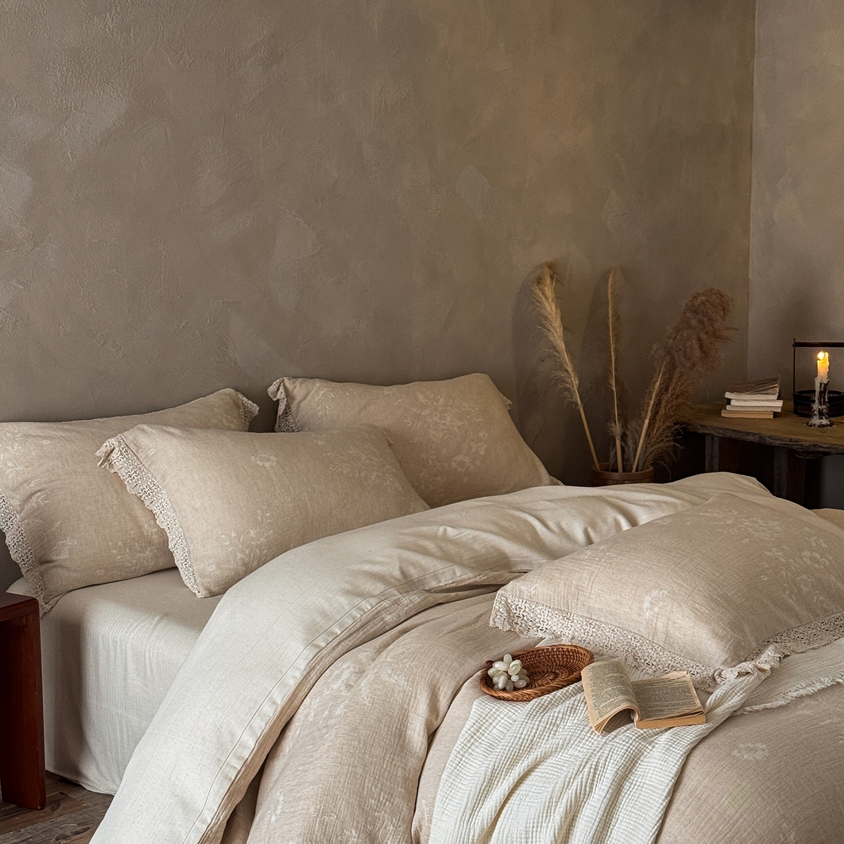 91家纺网 家纺一手货源 找家纺 （总）爱丽丝 2026新品色织提花棉麻四件套-木兮花边款