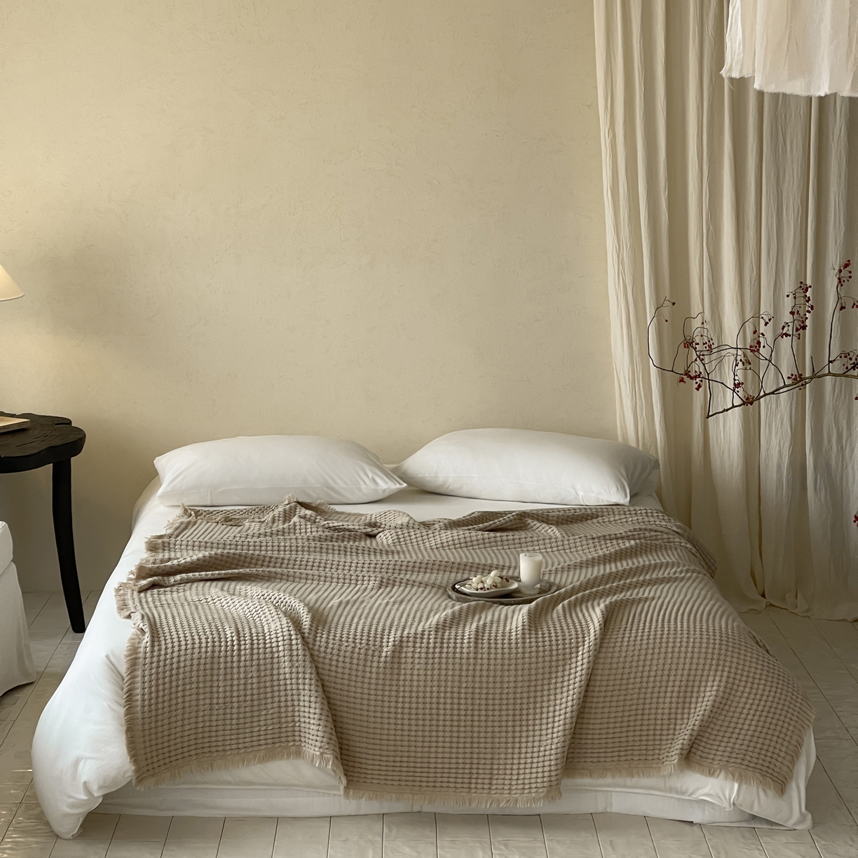 91家纺网 家纺一手货源 找家纺 例外 2026春夏新款华夫格流苏毯毯子多功能盖毯（会员-5） 奶咖