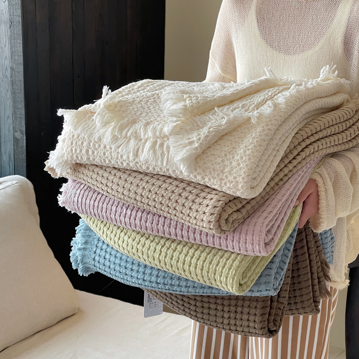 91家纺网 家纺一手货源 找家纺 例外 2026春夏新款华夫格流苏毯毯子多功能盖毯（会员-5） 组合图仅供展示不可下单