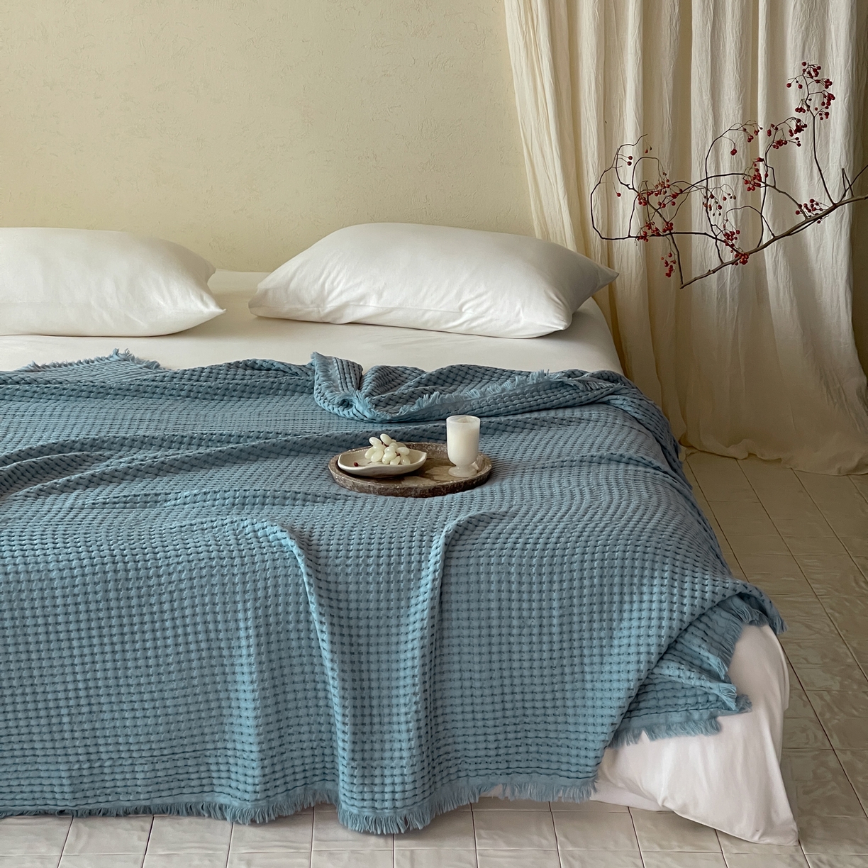 91家纺网 家纺一手货源 找家纺 例外 2026春夏新款华夫格流苏毯毯子多功能盖毯（会员-5） 皓月蓝