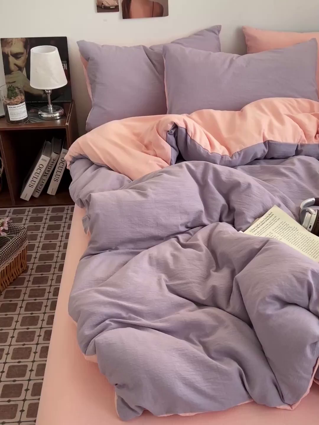91家纺网 家纺一手货源 找家纺 花伞家居 2026新款简约纯色双拼双层纱高克重水洗棉四件套 风信紫+玉色