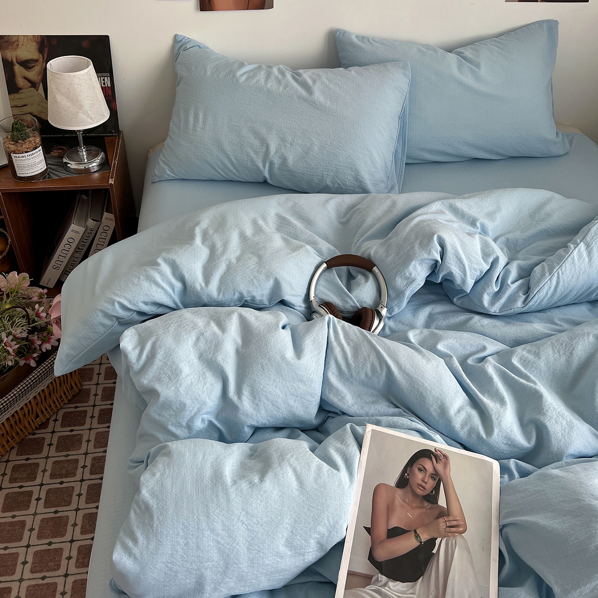 91家纺网 家纺一手货源 找家纺 花伞家居 2026新款简约纯色双拼双层纱高克重水洗棉四件套 涧石蓝