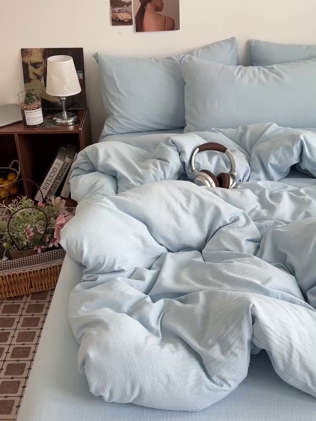 91家纺网 家纺一手货源 找家纺 花伞家居 2026新款简约纯色双拼双层纱高克重水洗棉四件套 涧石蓝