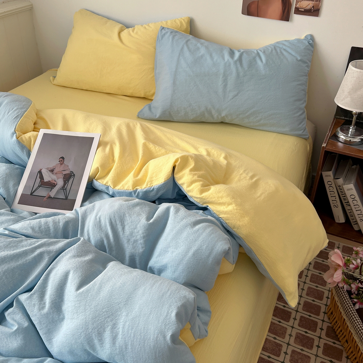 91家纺网 家纺一手货源 找家纺 花伞家居 2026新款简约纯色双拼双层纱高克重水洗棉四件套 涧石蓝+茉莉黄