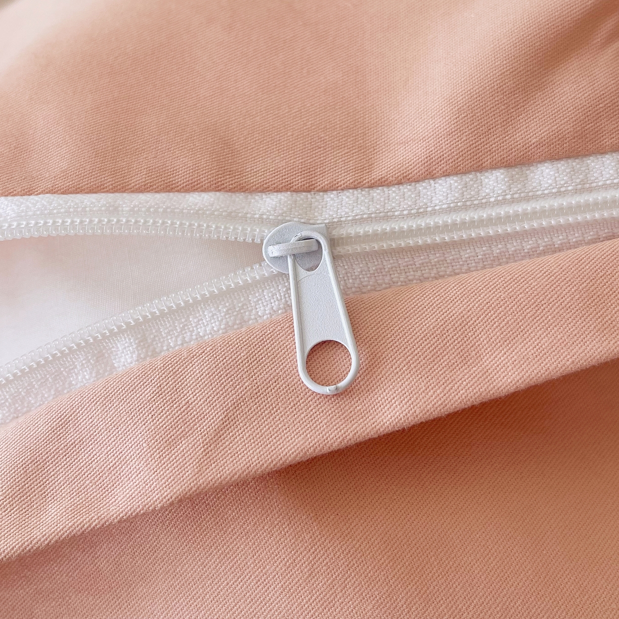 91家纺网 家纺一手货源 找家纺 焱博家纺 2026新款A类加厚全棉13376印花四件套 花香蝶舞