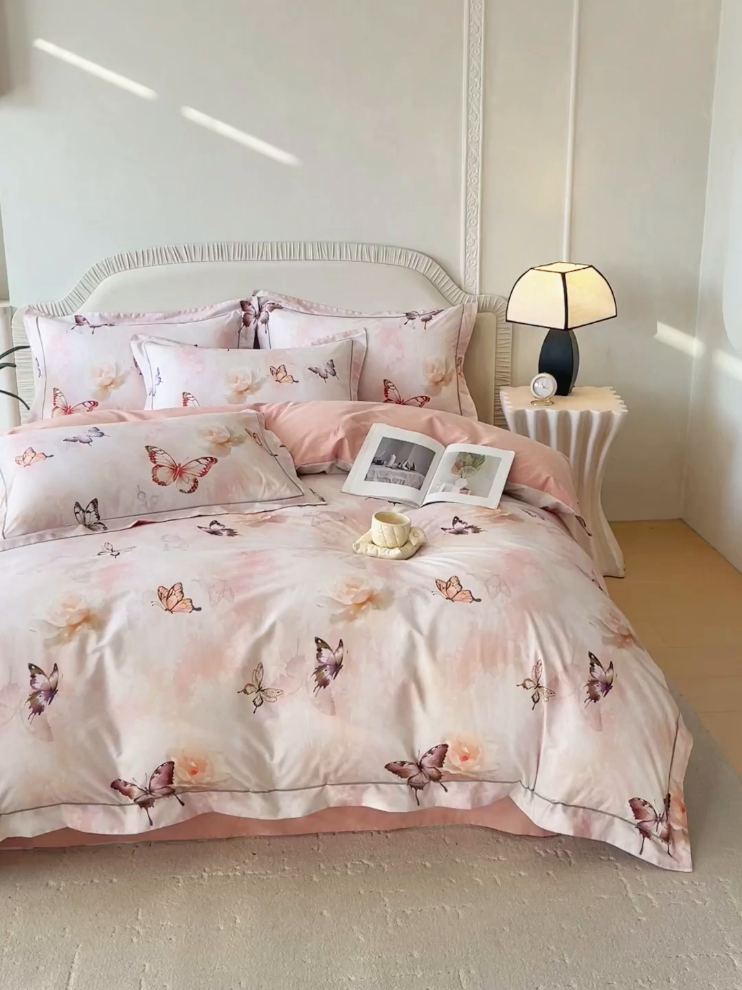 91家纺网 家纺一手货源 找家纺 焱博家纺 2026新款A类加厚全棉13376印花四件套 花香蝶舞