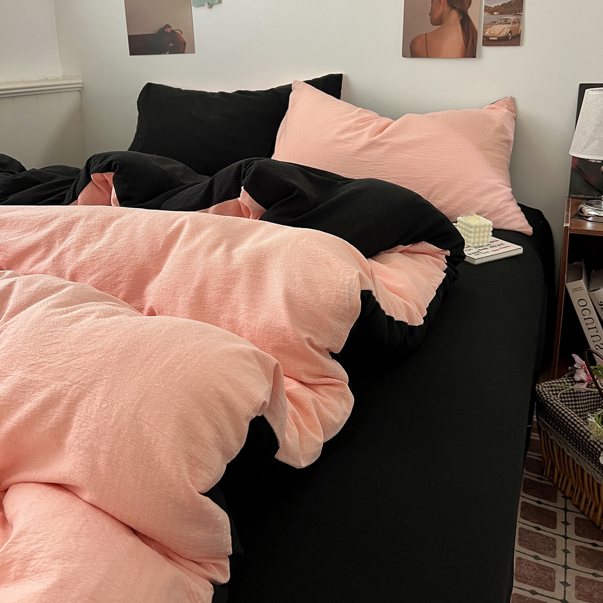 91家纺网 家纺一手货源 找家纺 花伞家居 2026新款简约纯色双拼双层纱高克重水洗棉四件套 玉色+黑