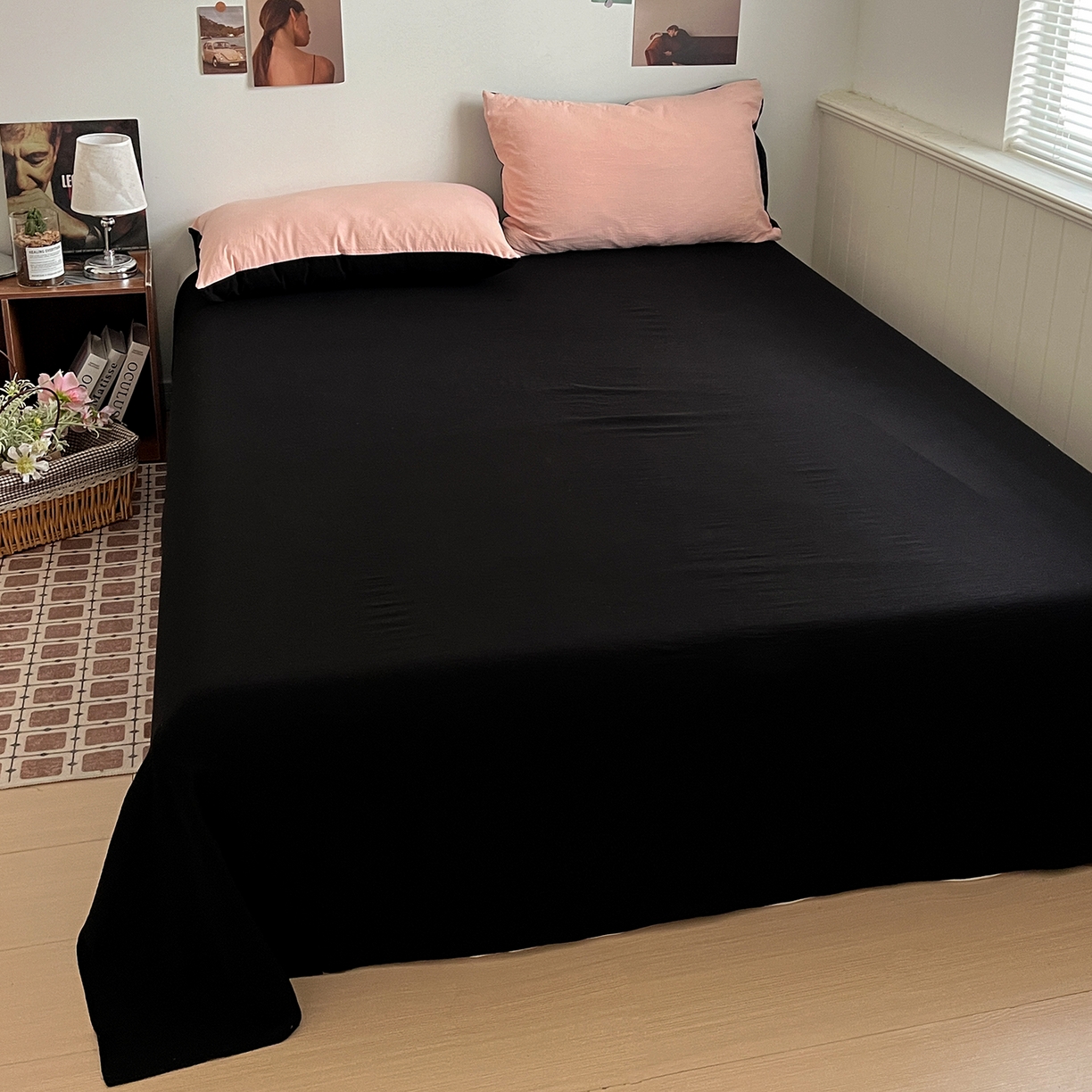 91家纺网 家纺一手货源 找家纺 花伞家居 2026新款简约纯色双拼双层纱高克重水洗棉四件套 玉色+黑