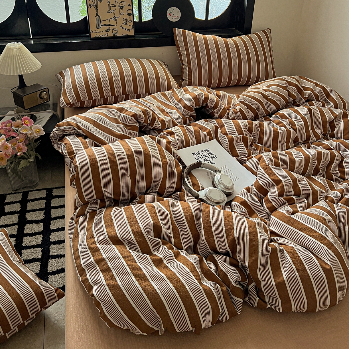 91家纺网 家纺一手货源 找家纺 花伞家居 2026新款中古风双层纱简约格纹系列（提供买家秀） 复古棕条纹