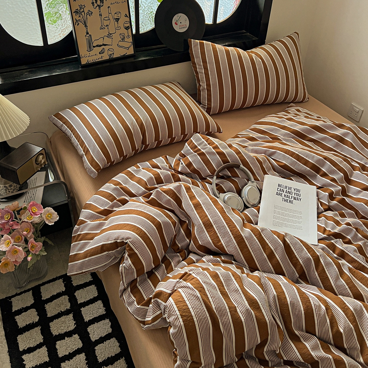 91家纺网 家纺一手货源 找家纺 花伞家居 2026新款中古风双层纱简约格纹系列（提供买家秀） 复古棕条纹