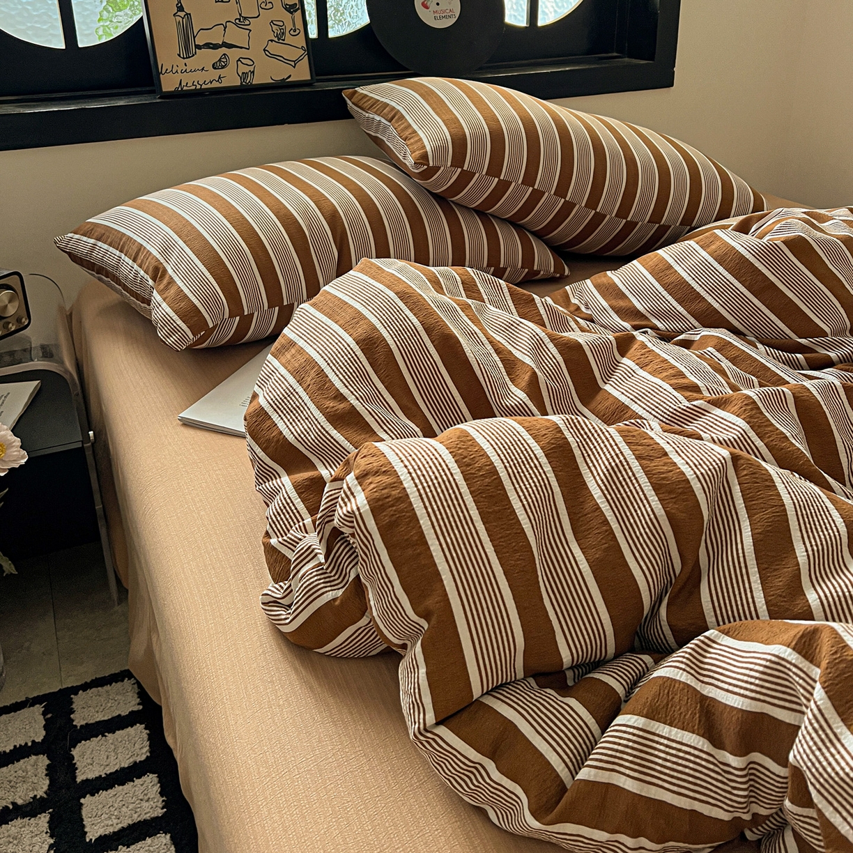 91家纺网 家纺一手货源 找家纺 花伞家居 2026新款中古风双层纱简约格纹系列（提供买家秀） 复古棕条纹